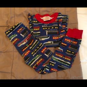 Hanna andersson 110(5) ORGANIC PJs